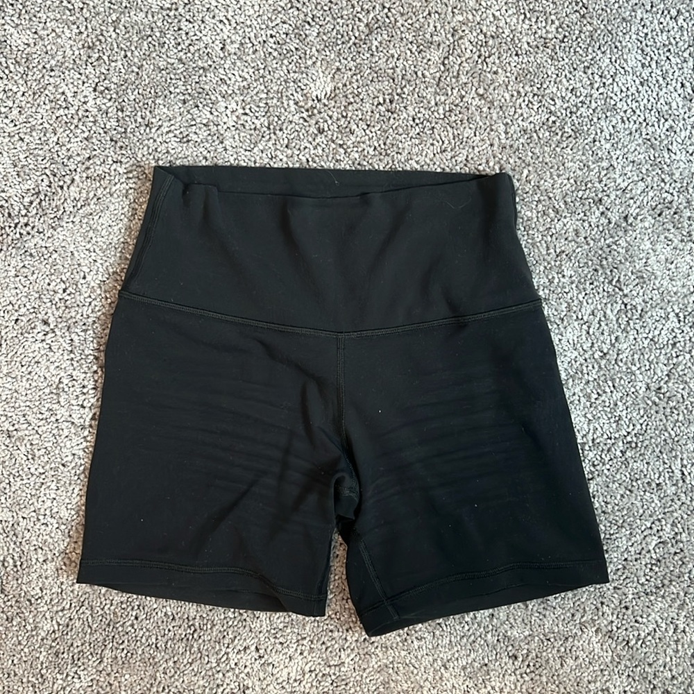 Lululemon Align Shorts 6”